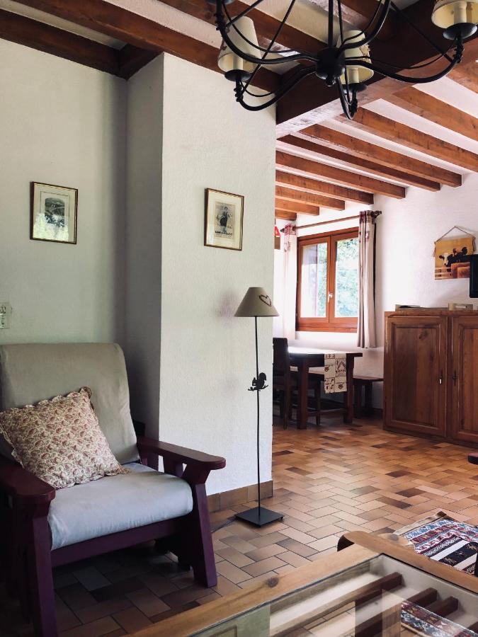 Chalet en pleine nature avec 2 appartements pour 6 ou 8 qui peuvent être réunis en 1 pour 14 personnes Saint-Gervais-les-Bains Exterior foto