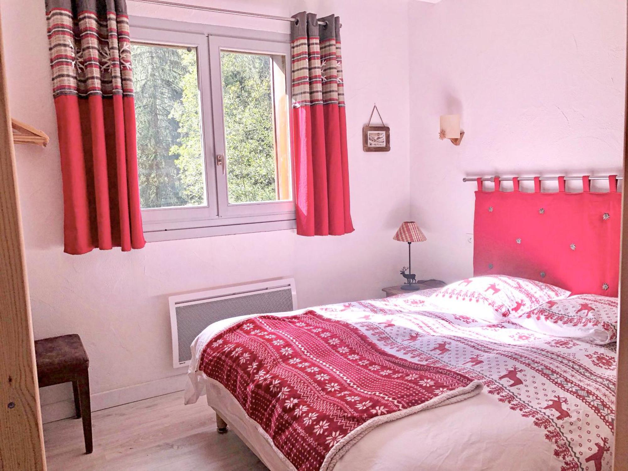 Chalet en pleine nature avec 2 appartements pour 6 ou 8 qui peuvent être réunis en 1 pour 14 personnes Saint-Gervais-les-Bains Exterior foto